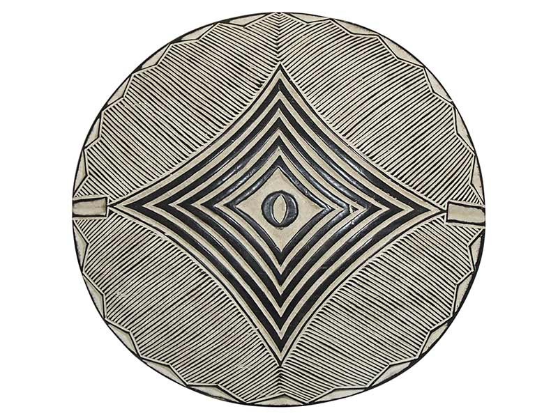 Carved Wood Shield with Diamond center with Hollow zig-zag edge - Gabon Carved Wood Shield with Diamond center with Hollow zig-zag edge - Gabon