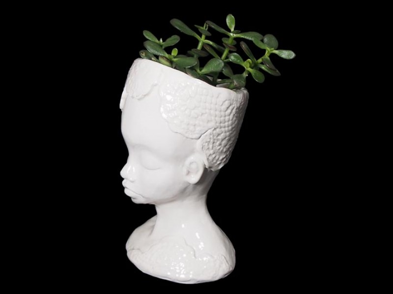 planter-lace-side planter-lace-side