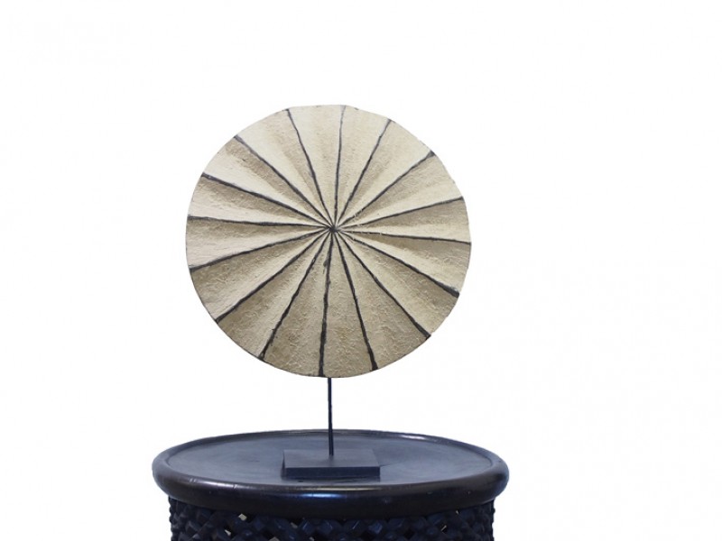 Wooden Pansy Shell Design Shield Wooden Pansy Shell Design Shield