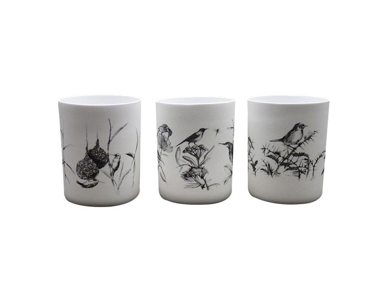 Pocelain Bird Print Candles - Black Cinnamon